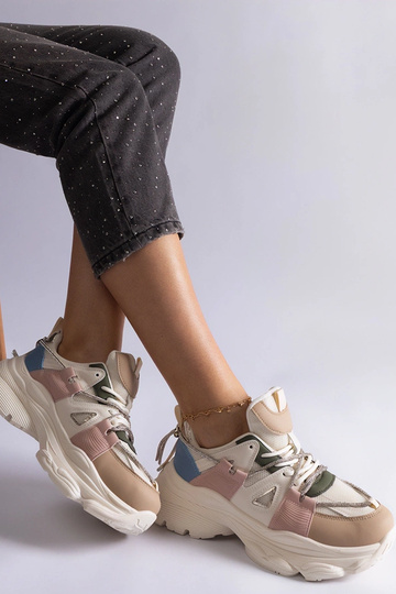 Ivett margaspalviai...