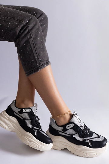 Juodi sportbačiai su...