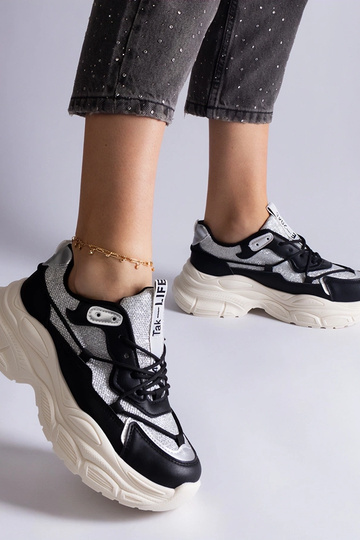 Juodi sportbačiai su... 2