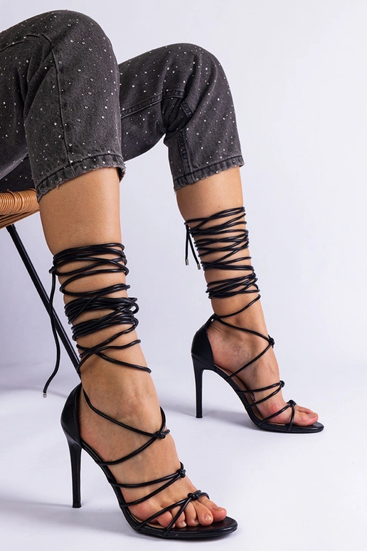 Fortado juodi aukštakulniai... Fortado juodi aukštakulniai...