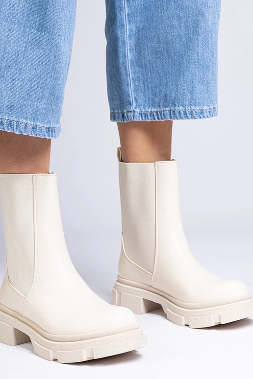 Bežiniai auliniai batai su elastinga...