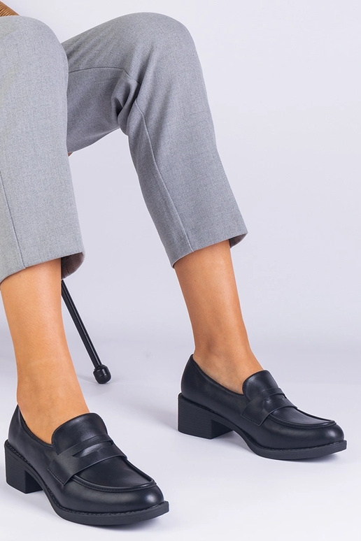 Juodi moteriški žemakulniai dirbtinės...