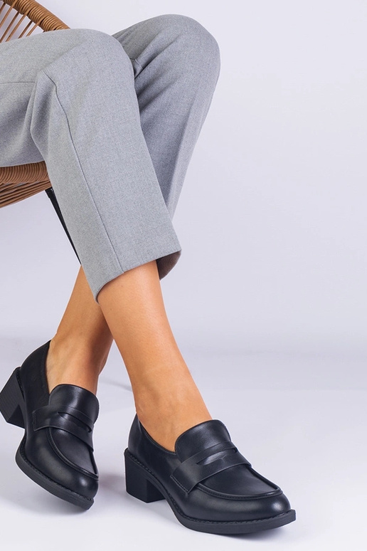 Juodi moteriški žemakulniai dirbtinės...