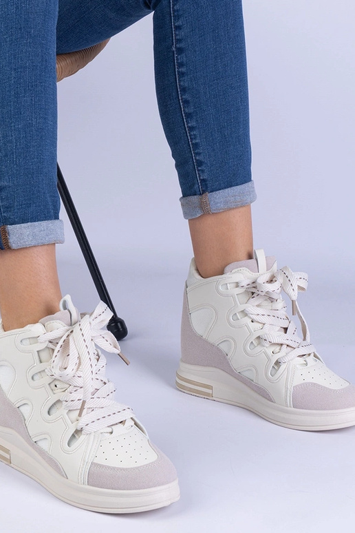 Balti moteriški sportbačiai su...