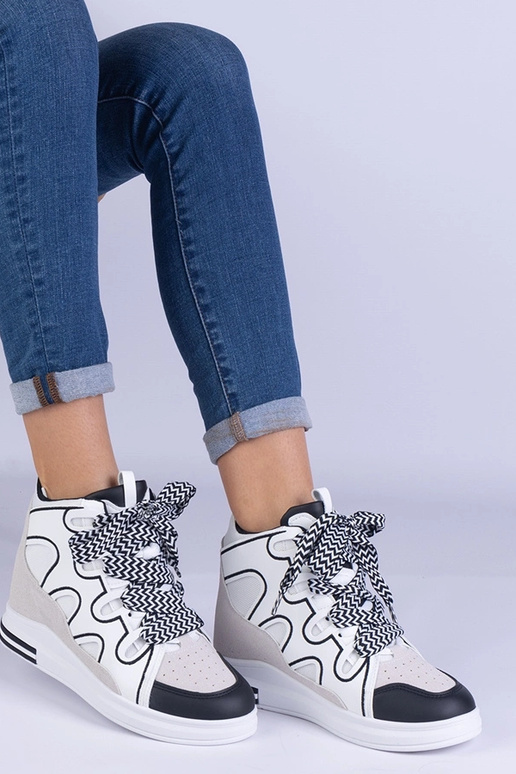 Balti moteriški sportbačiai su...