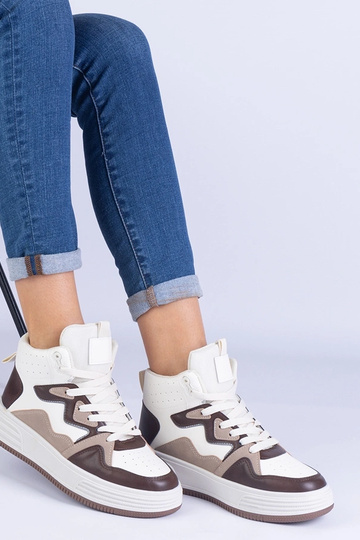 Shadolina moteriški rudi...