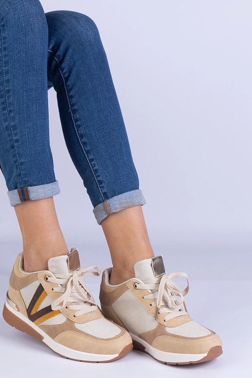 Rudi moteriški sportbačiai su...