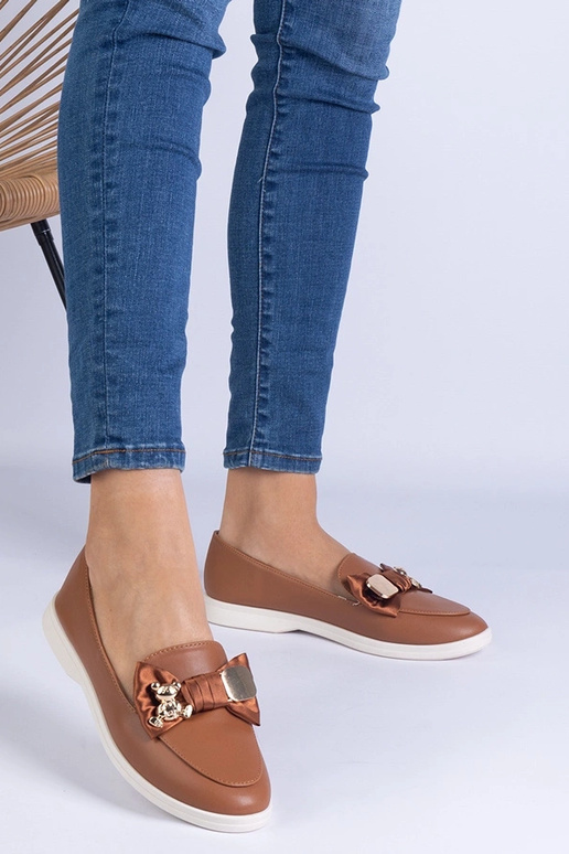 Rudi mokasynai su kaspinėliu ir... Rudi mokasynai su kaspinėliu ir...