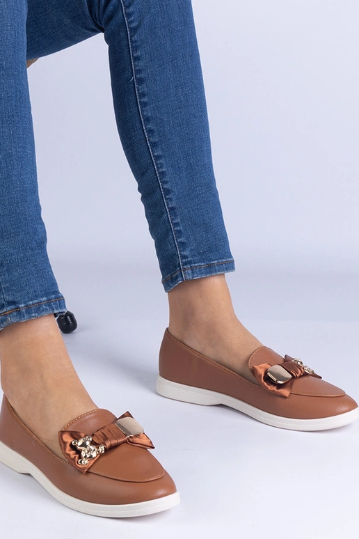 Rudi mokasynai su kaspinėliu ir... Rudi mokasynai su kaspinėliu ir...