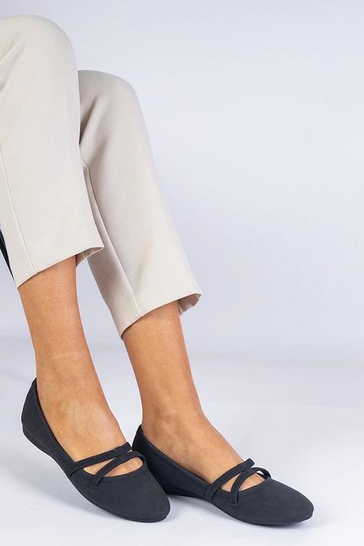 Juodos moteriškos balerinos iš... Juodos moteriškos balerinos iš...