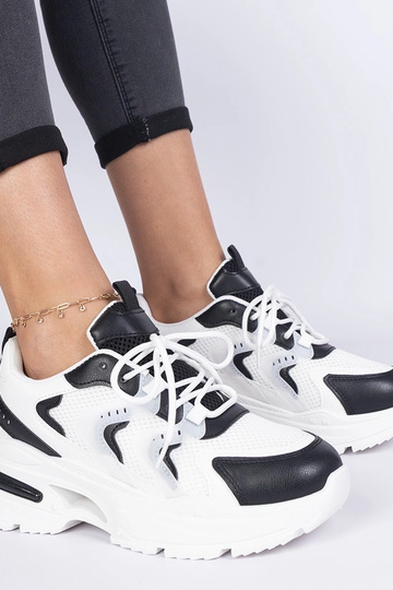 Baltai-juodos moteriškos...