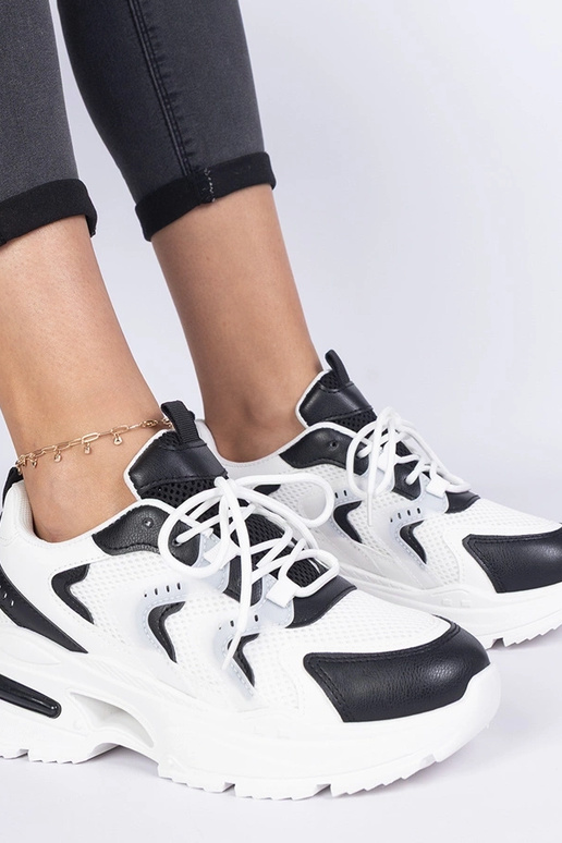 Baltai-juodos moteriškos sportinės...