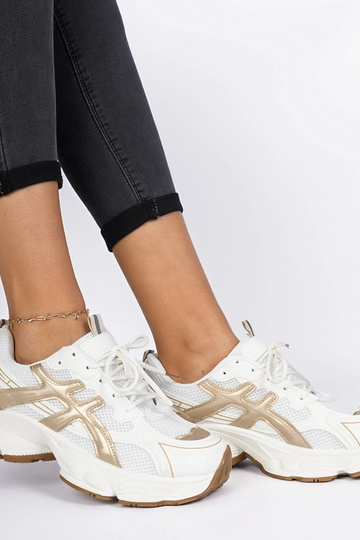 Bežiniai moteriški sportbačiai su masyviu padu Enos