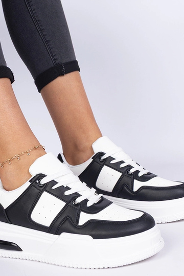 Juodai balti moteriški... 2