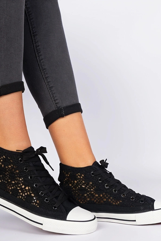 Juodi moteriški ażurowi bateliai Lesli