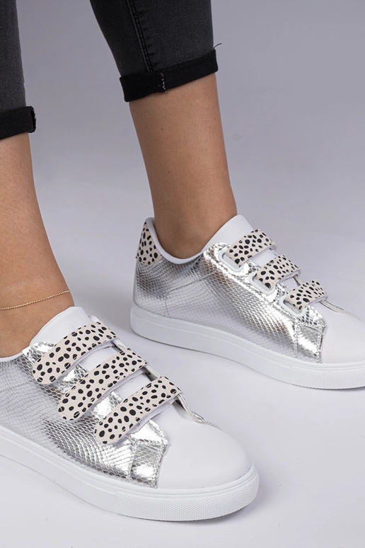 Sidabriniai sneakeriai su gyvūnų... Sidabriniai sneakeriai su gyvūnų...