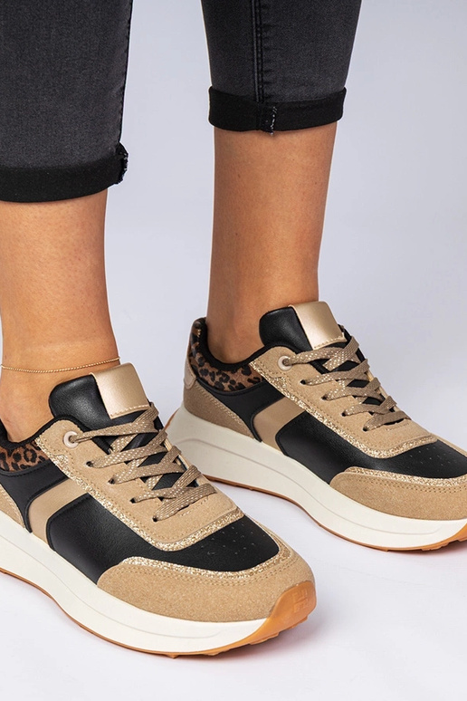 Juodi moteriški sneakeriai su... Juodi moteriški sneakeriai su...