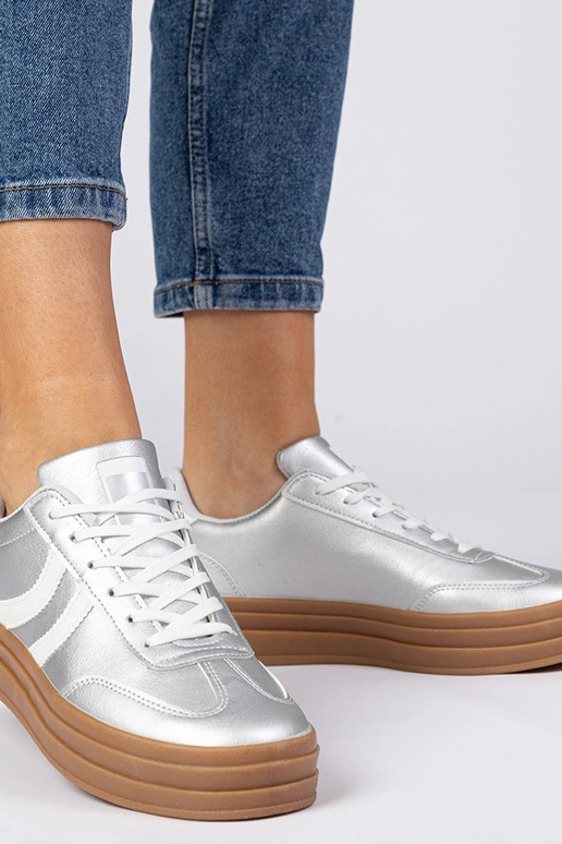 Sidabrinės moteriškos sportinės...