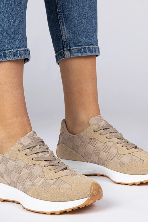 Bežinės moteriškos sportinės...