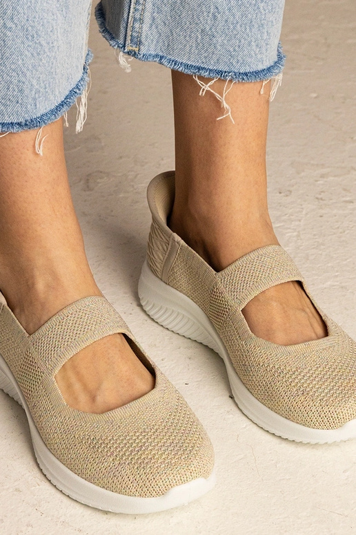 Bežiniai tenisai su reljefiniu padu...