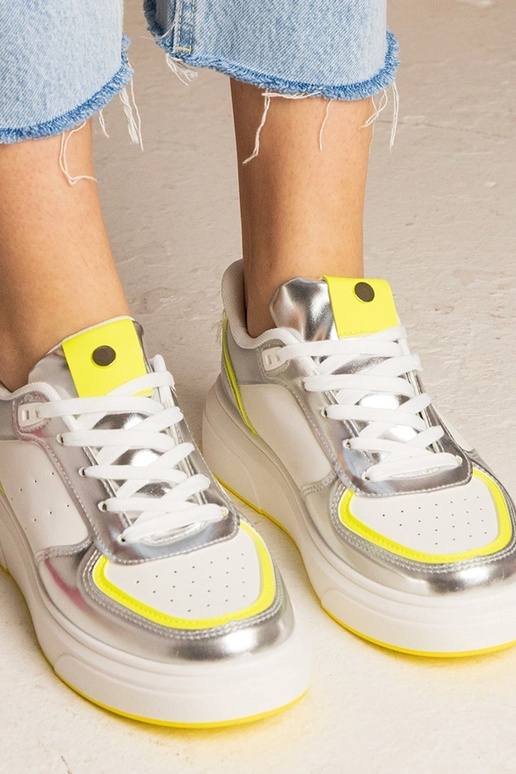 Sidabriniai moteriški sneakeriai su...