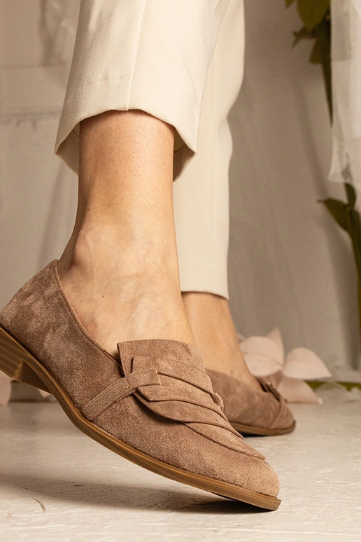 Rudi moteriški klasikiniai mokasinai... Rudi moteriški klasikiniai mokasinai...