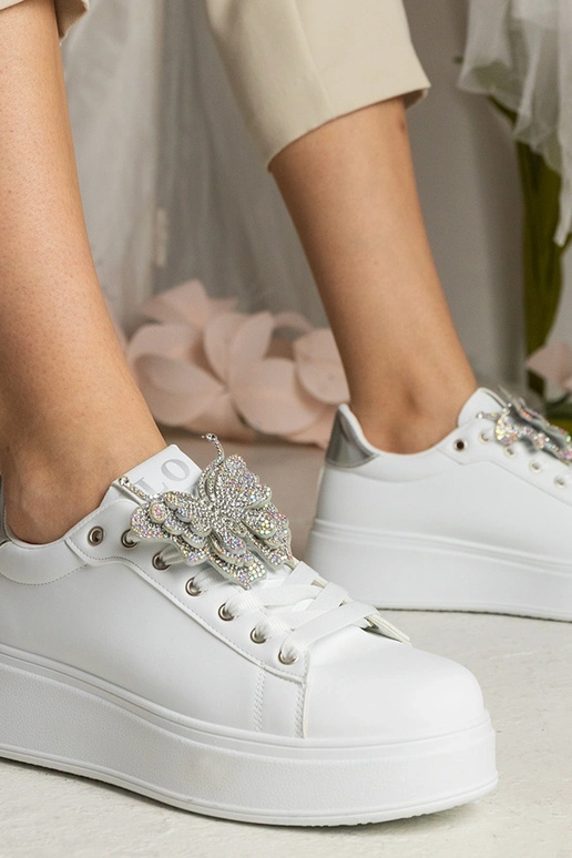 Bespalviai sidabriniai sportiniai...