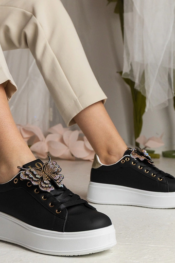 Juodi sportiniai batai su...