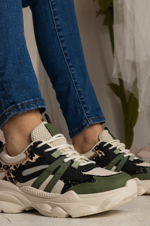 Žali moteriški sportiniai batai su... Žali moteriški sportiniai batai su...