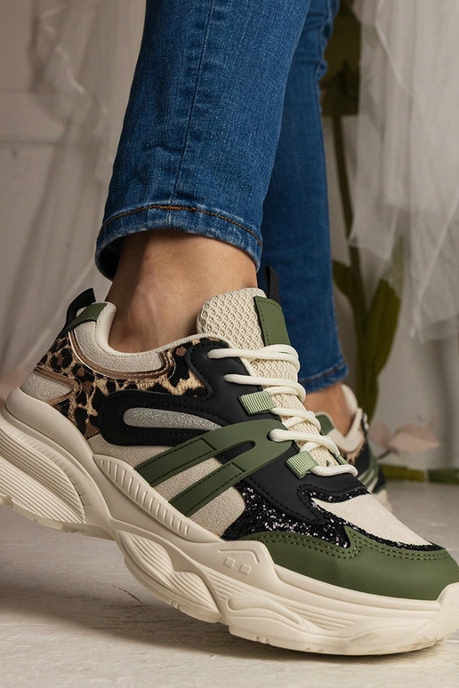 Žali moteriški sportiniai batai su... Žali moteriški sportiniai batai su...