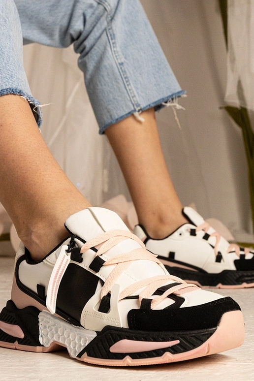 Rožiniai moteriški masyvių padų batai...