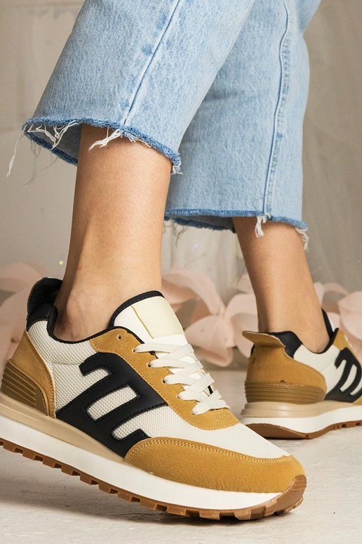 Rudi moteriški sportiniai batai Marena