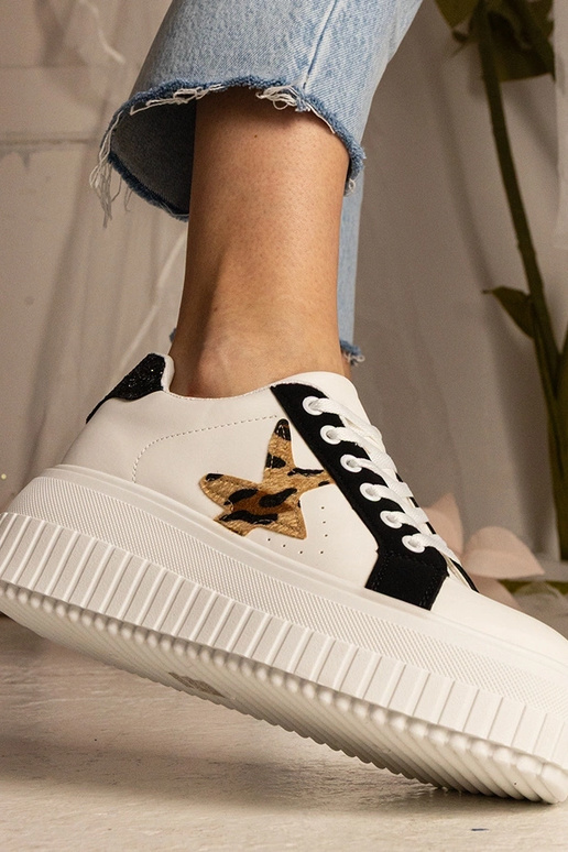 Bespalviai juodi sportiniai batai su...