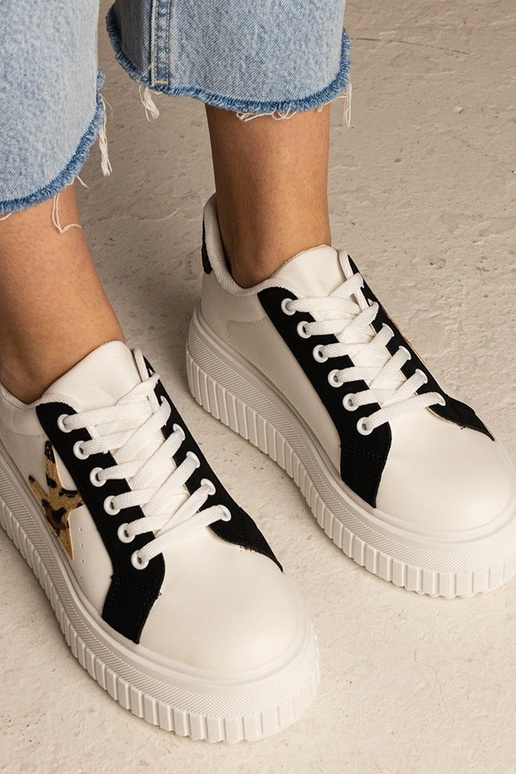 Bespalviai juodi sportiniai batai su...