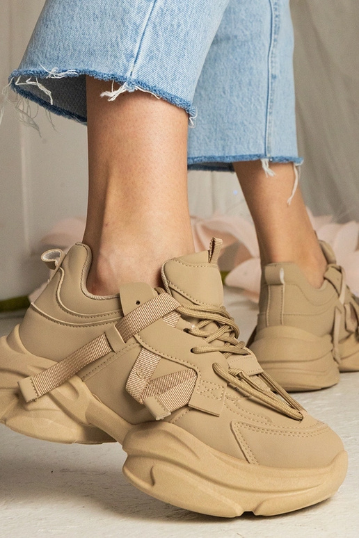 Moteriški rudi masyvūs sportiniai...