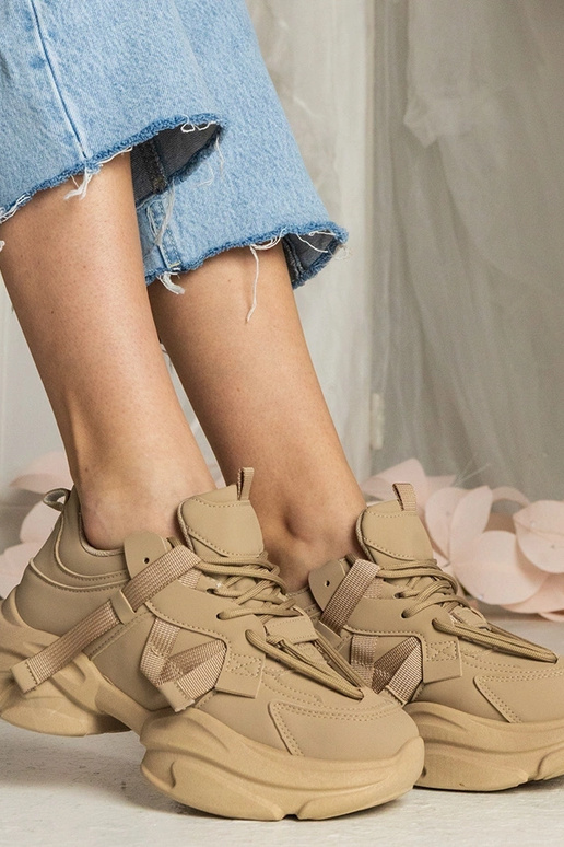 Moteriški rudi masyvūs sportiniai...