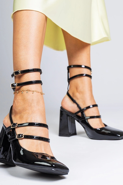 Ferida juodos lakinės kelnės su stulpu