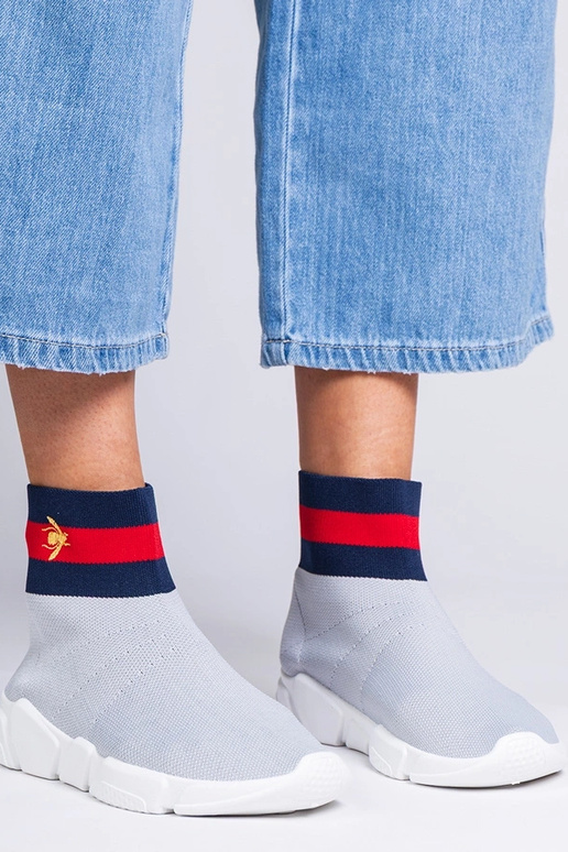 Pilki moteriški sportiniai bateliai...