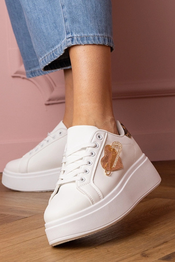 Balti moteriški sportbačiai... 2