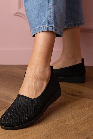 Juodos moteriškos sportinės...