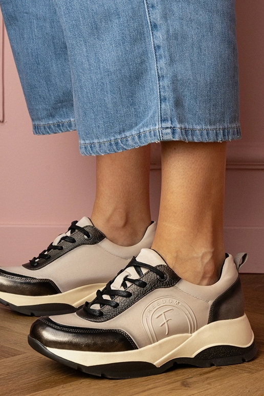 Pilki moteriški sportiniai bateliai...