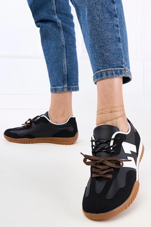 Smėlio spalvos sportiniai bateliai su...