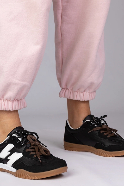 Smėlio spalvos sportiniai bateliai su...