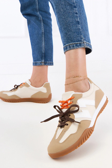 Balti sportiniai bateliai... 2