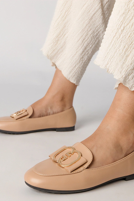 Juodi moteriški mokasinai su auksiniu...