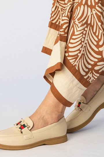 Juodi sportiniai bateliai...