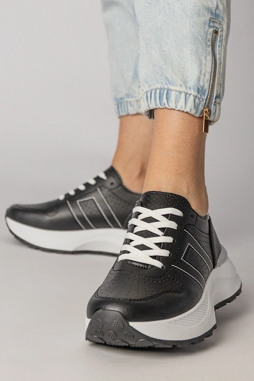 Smėlio spalvos sportiniai bateliai su...