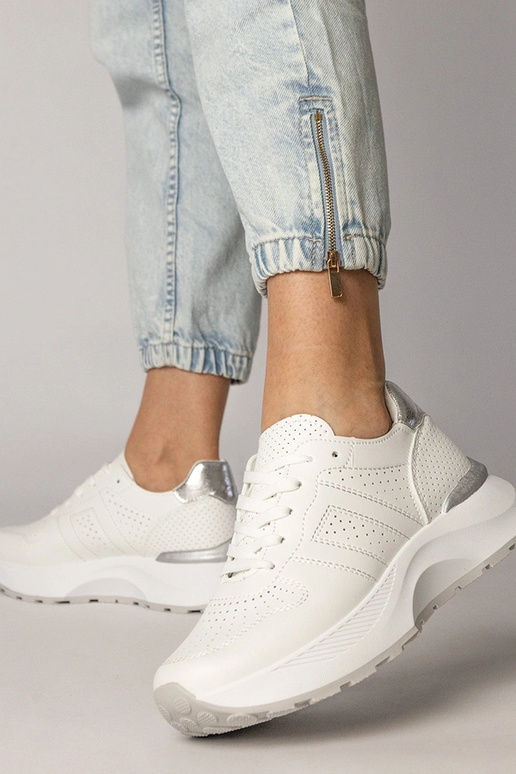 Smėlio spalvos sportiniai bateliai su...