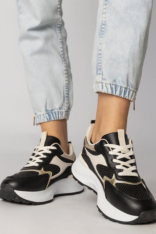 Juodi sportiniai bateliai su...