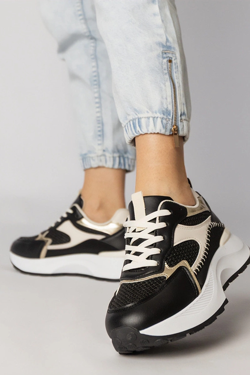 Juodi sportiniai bateliai su...